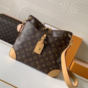 Louis Vuitton Odéon MM